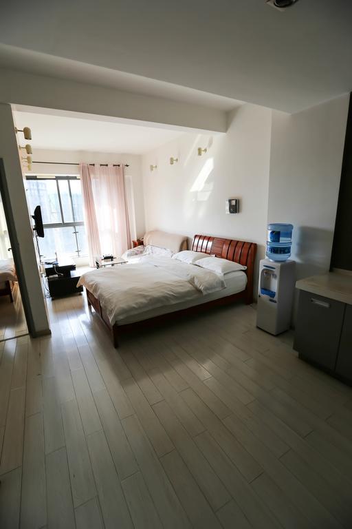 Nissi Holiday Hotel Кунмин Стая снимка